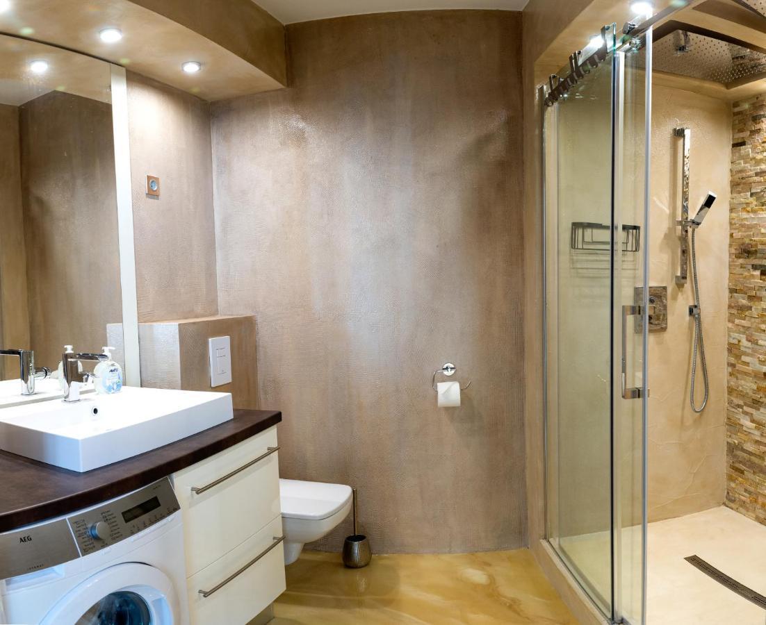 Dream Apartman 1 With Free Parking เยอร์ ภายนอก รูปภาพ