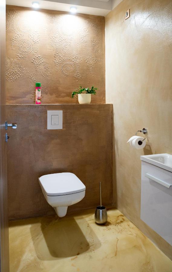 Dream Apartman 1 With Free Parking เยอร์ ภายนอก รูปภาพ
